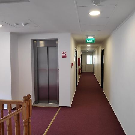 Hostel Caliman Кечулата Екстер'єр фото