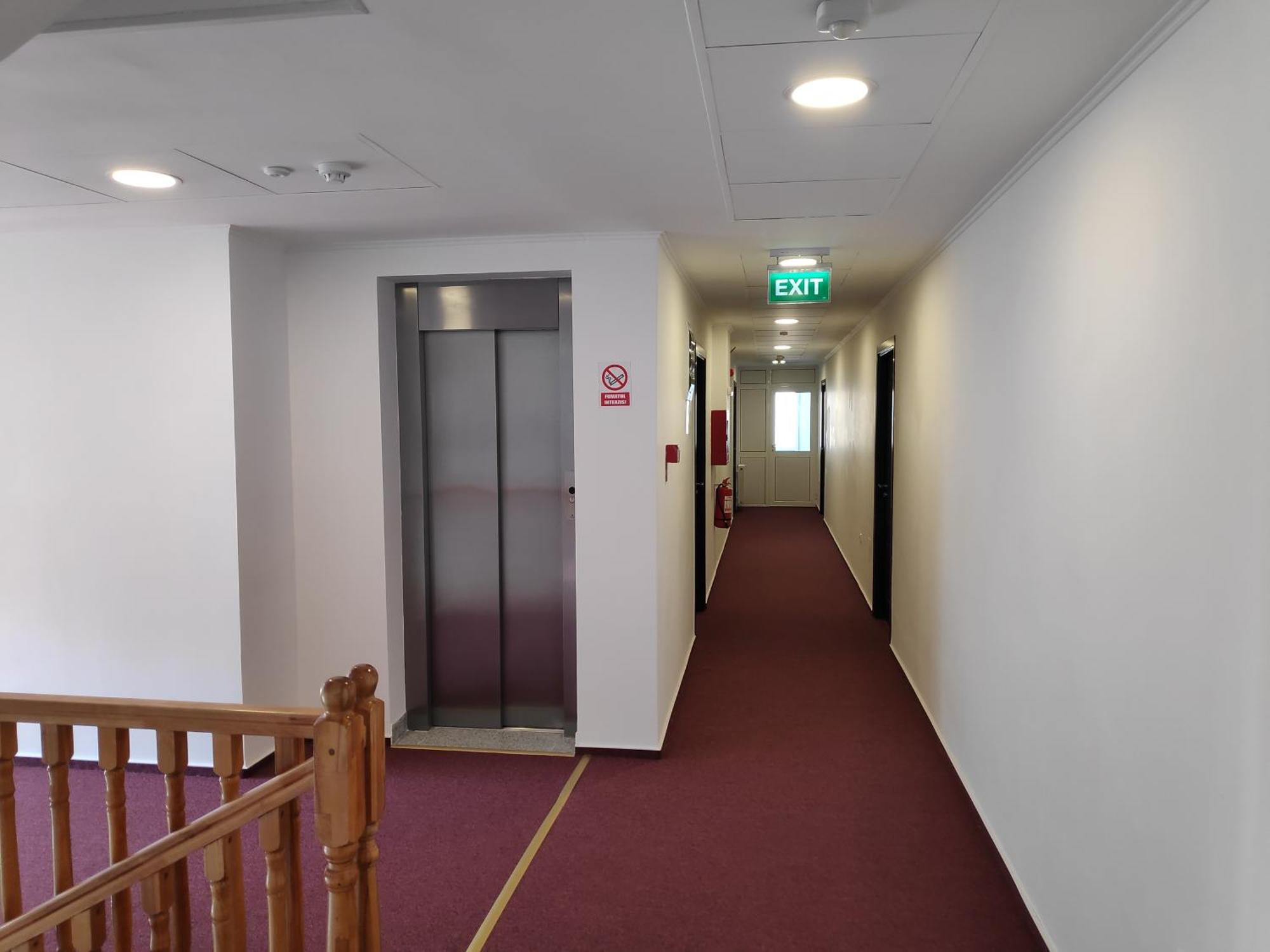 Hostel Caliman Кечулата Екстер'єр фото