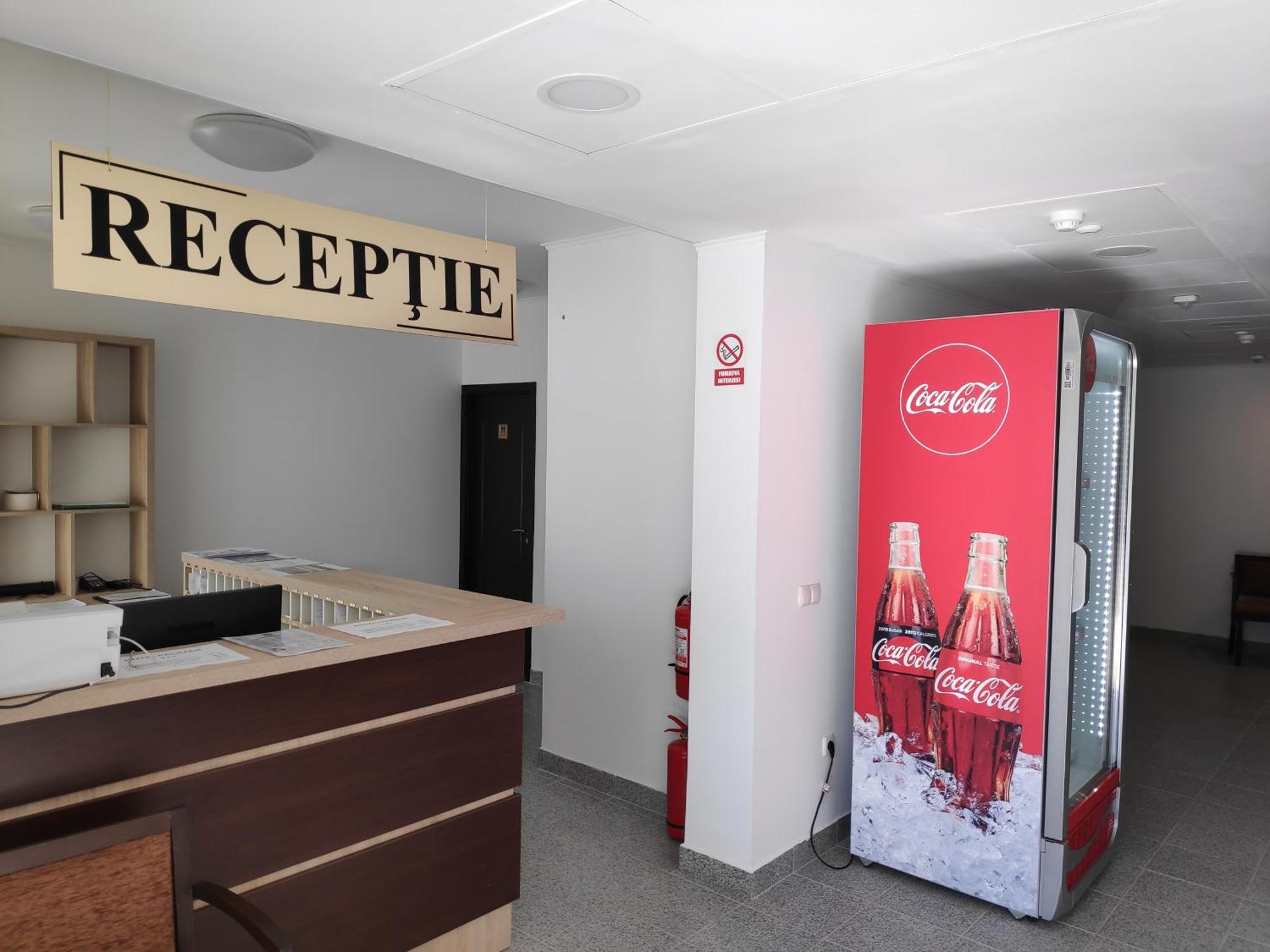 Hostel Caliman Кечулата Екстер'єр фото